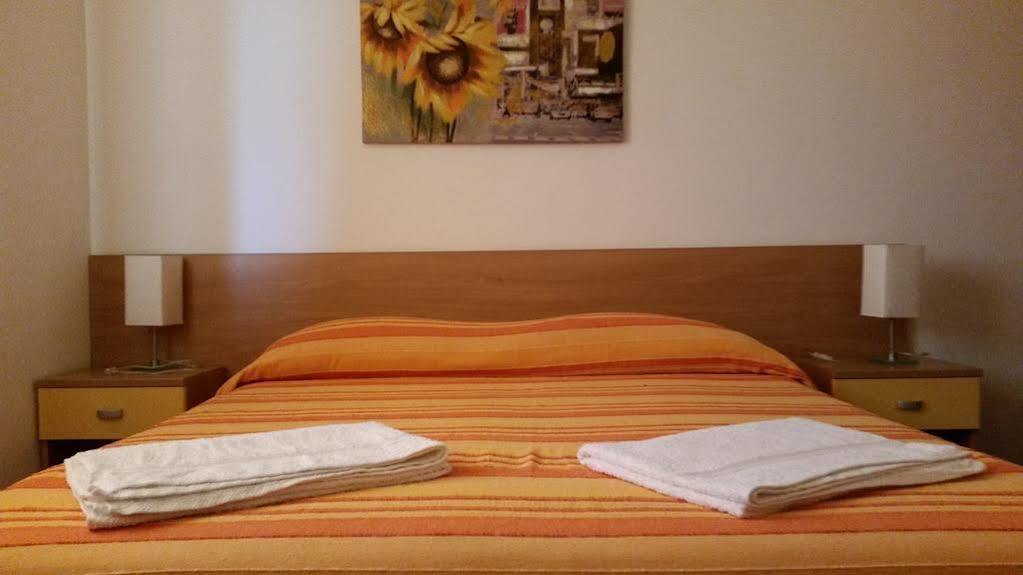 Il Giardino Di Ausonia Bed & Breakfast Reggio di Calabria Eksteriør bilde